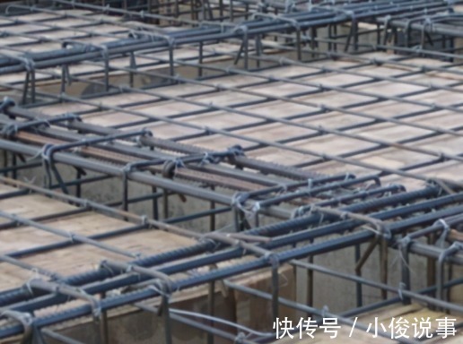 面筋|农村现浇房顶用单层筋还是双层筋弄明白板筋作用,不要大材小用