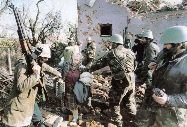 铁托|被称为“巴尔干之虎”，铁托领导下的南斯拉夫，到底有多强大