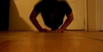 进阶版|俯卧撑,一个健身入门动作每天200个俯卧撑,身材有什么变化