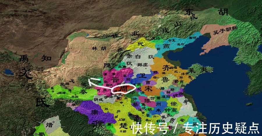 方伯$周平王东迁，周室衰微，这两点表现尤为明显