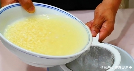 香浓|炸蒜蓉，别直接炸蒜末！牢记3要点，蒜蓉不苦不发黑，香浓味道好