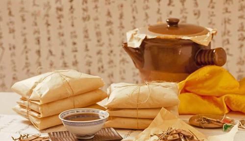 脾怕寒經(jīng)常腹瀉,脾胃虛寒初期的人,可以用這兩個(gè)古方