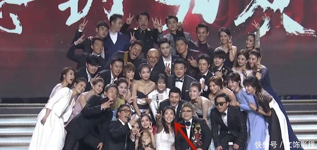 名利场 对7个人用7种说话方式,苏芒的社交堪称教科书,18年名利场没白混