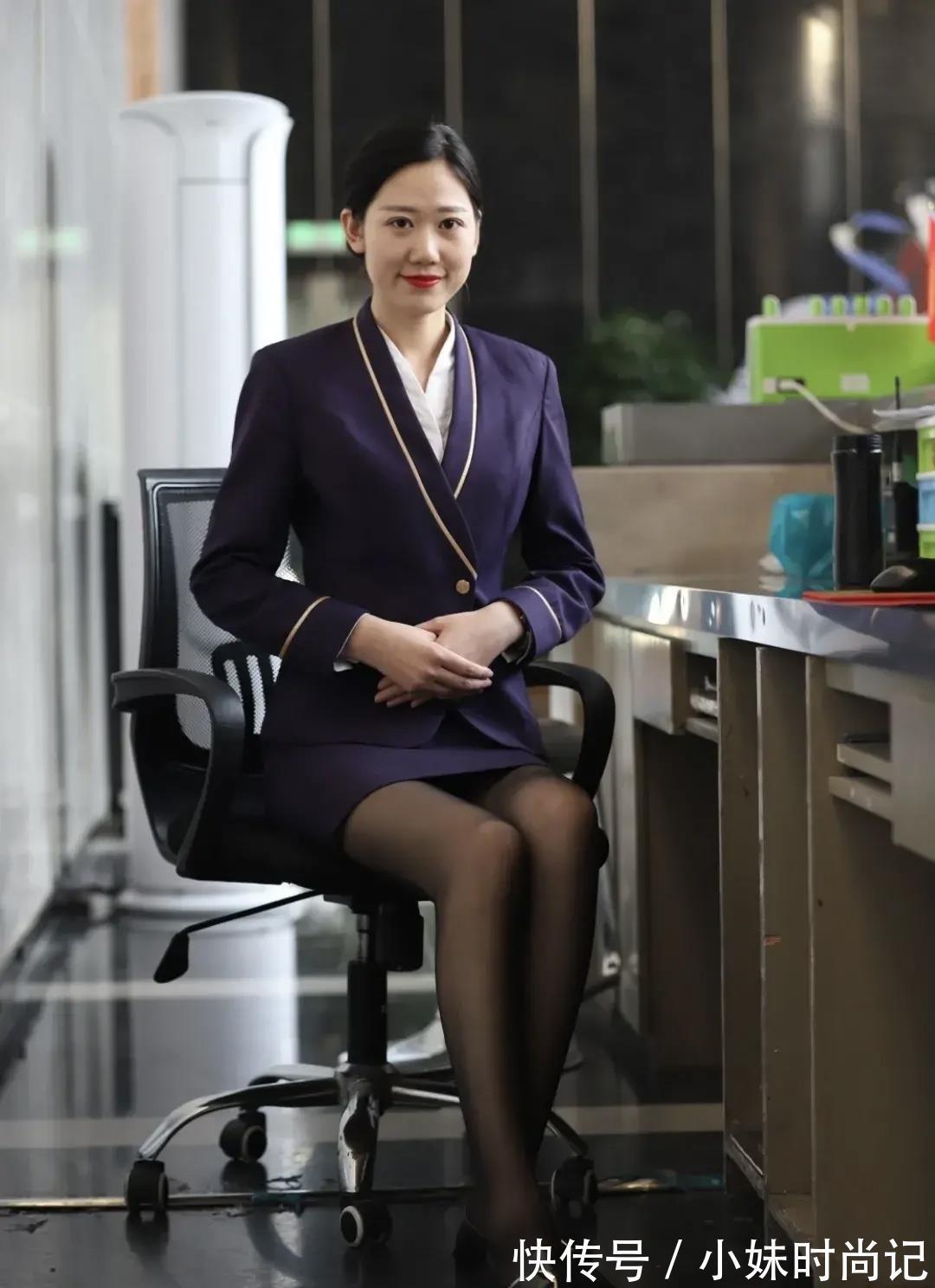 女性 优雅的职业装,成熟稳重精致,独特女性魅力与气质