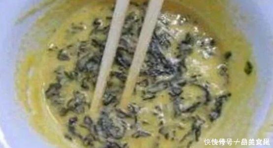 钓鱼比蚯蚓厉害万倍饵料入水鲫鲤疯咬不断,整条河鱼闻味被吸引