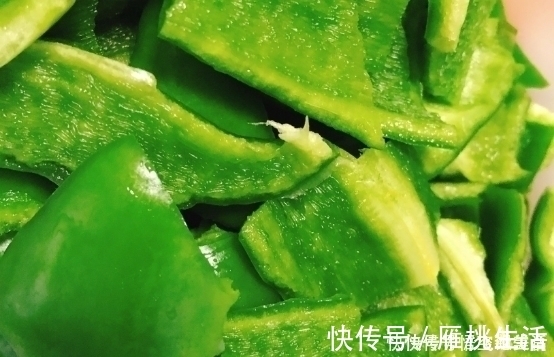 味道|鱿鱼不好吃,那你就错了。这样做鱿鱼会让你的菜吃起来很高端!
