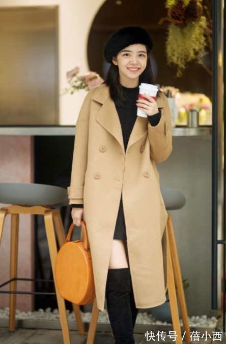 马丁靴|奔三奔四的女人,建议多穿大衣+“长筒靴”或“短靴”,时髦洋气