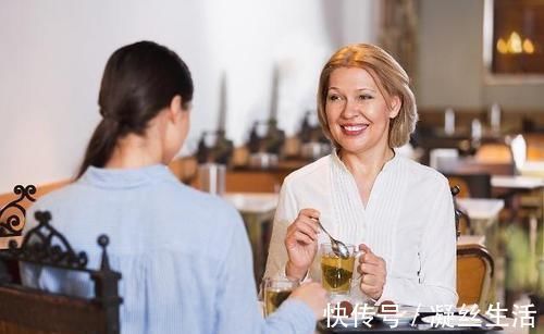 绿茶|绿茶与红茶,哪种更适合高血压患者喝,很多人不明白,喝出一身病