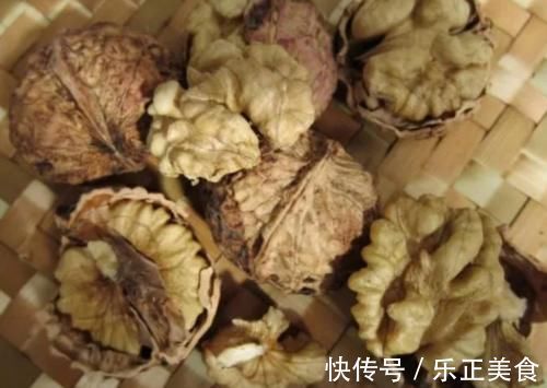 蜂蜜|天然“安眠药”找到了，蜂蜜牛奶靠边站！睡前来几粒，一觉到天亮