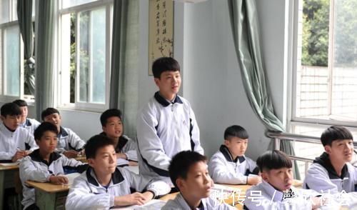 学生们|中小学生“身高标准”出炉,毕业前达到这里才算达标,别拖了后腿