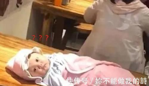 作息时间|“最可怜宝宝”走红,爸妈吃饭被晾在一旁,网友:充话费送的吧?