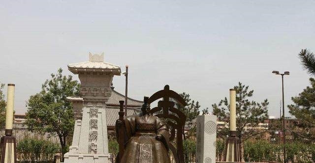 这三个人死后被后人骂了上千年，其中一个的功绩至今都很难超越