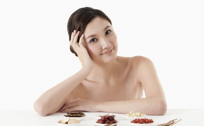 女人|36岁满脸黄褐斑，老中医一个活血祛斑方，让女人面若桃花