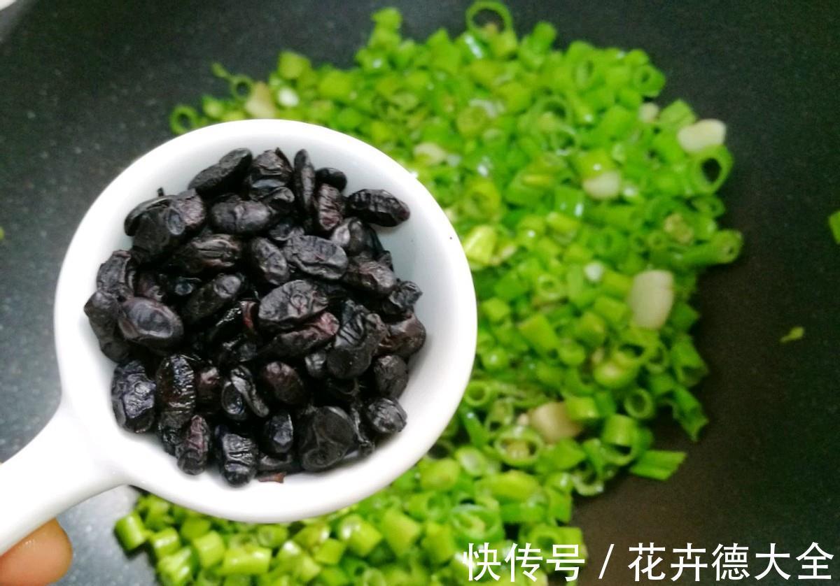 豆豉|秋天要多吃空心菜,鲜嫩又好吃,简单炒一炒就上桌,家人抢着吃