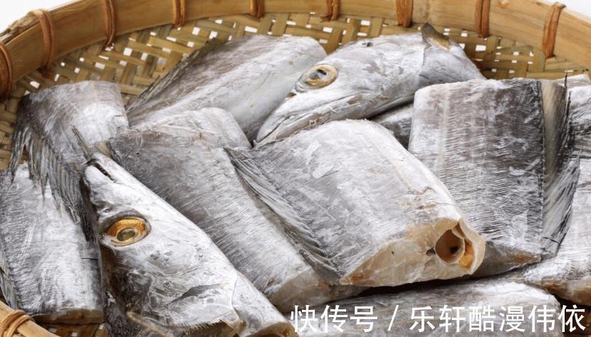 买带鱼,选肉厚的还是肉少的学会挑选技巧,买对带鱼做菜好吃