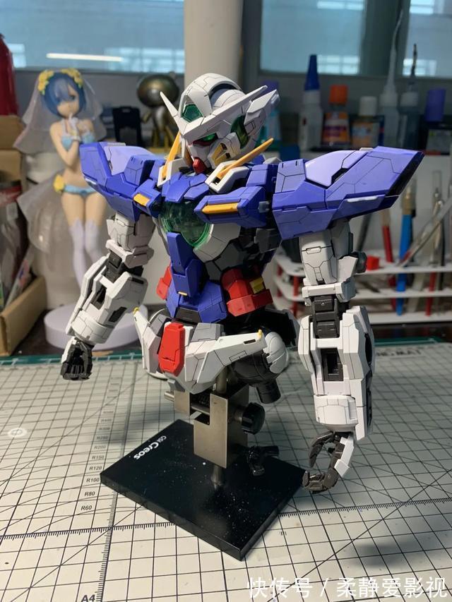 模型秀|高达模型秀:万代的PG能天使,作者超级认真
