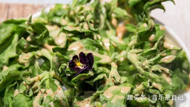 人到中年|人到中年,不妨坚持常吃的食物,燃烧脂肪,养护肌肤,早吃早健康