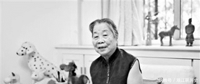 梁思成生前,林洙真如现在风光?一件小事,就可看出当时林洙的地位