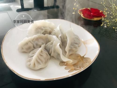 多汁|天冷，这种饺子馅是我家的最爱，鲜嫩多汁，早上来一碗，真暖和