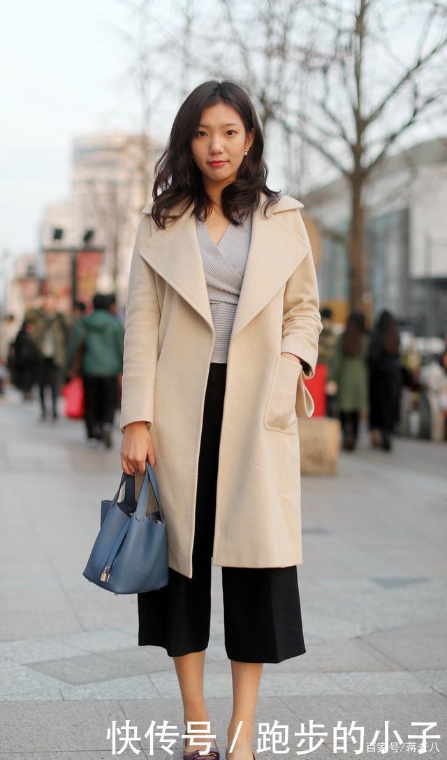 美女街拍寒玉本无心,奈何总深情。入我相思门,知我相思亦有甜