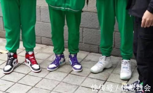 孩子|“新型攀比”进入校园,学生身上穿着普通校服,脚上却是上千块的耐克