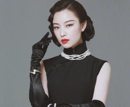 海棠经雨胭脂透|《极挑7》收官后，邓伦终于迎来新剧，看到女主后：不追要后悔