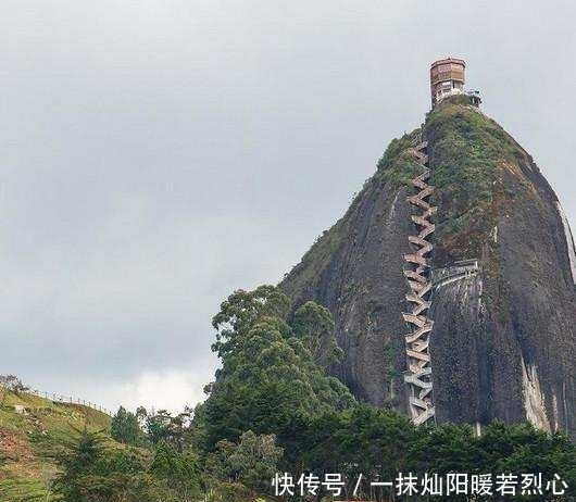 石头|在一处山上有一户人家，可以领略天下美景，却住在石头上