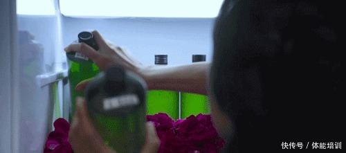 做一桌玫瑰,送给我最爱的你们~