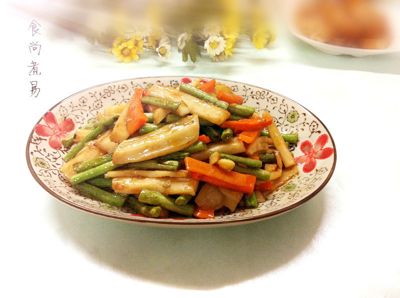 爱美的女性不妨多吃此菜,清爽低脂,养血生肌,不用化妆品