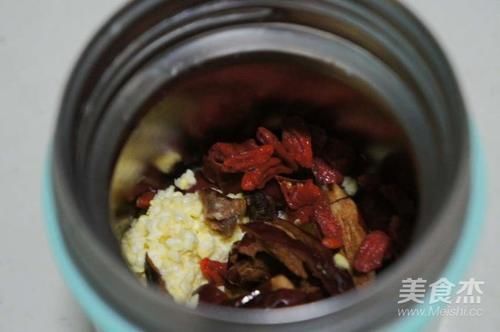 红枣与此物一起煮，皱纹没有了，口臭消失了，
