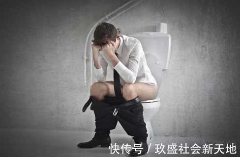 老伙计们|大爷告诉你:高血压患者生活中避免做这几件事,血压慢慢稳下来