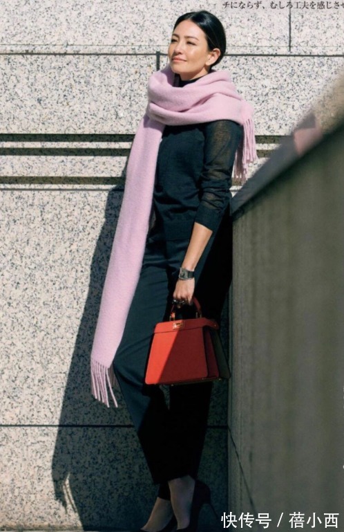 牛角扣|难怪日本博主都很有气质,学她们穿衣打扮看似普通,却越看越耐看