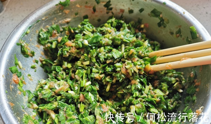步骤|无论包什么馅饺子,牢记这3个步骤,饺子鲜香美味不露馅,特别香!