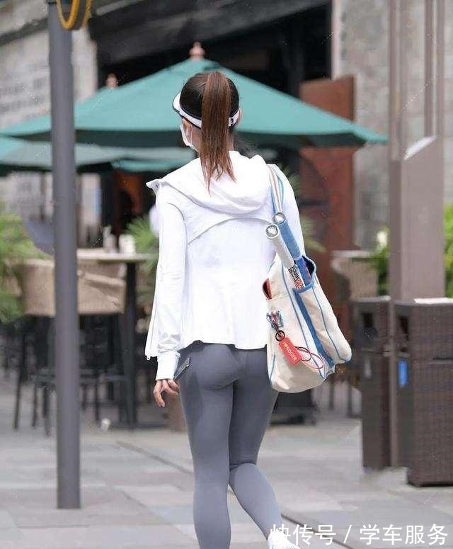 后果 潇洒自在的瑜伽裤穿搭更加随意自在,靓丽优雅全靠它,充满童趣!