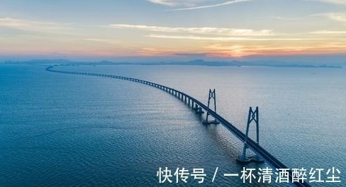 安全性@全球独一无二的桥,远看中间像“断裂”一般,车辆经过却从不减速