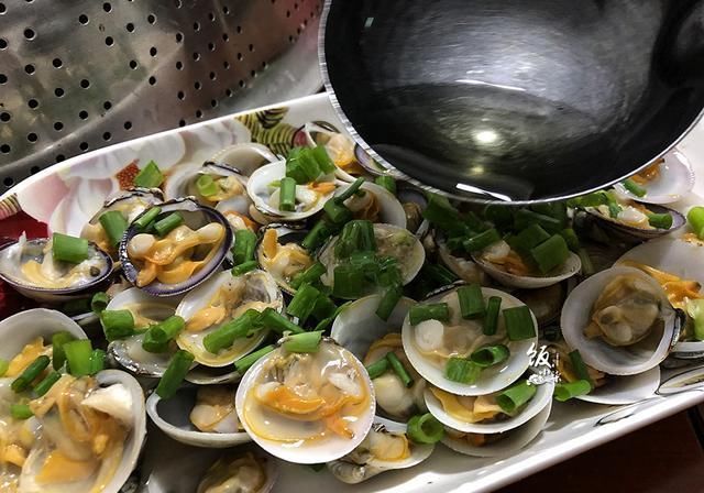 肥美|吃花蛤不如吃它,肉多肥美,才5块钱一斤,蒸一蒸,鲜嫩美味