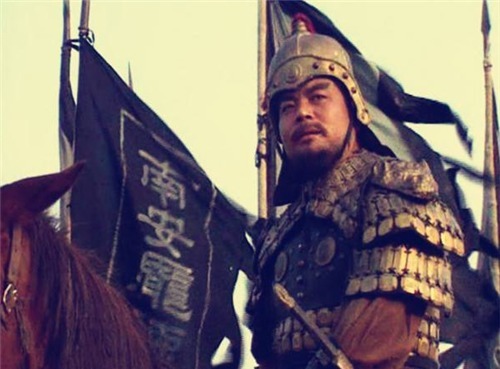 碌碌无为|三国虎将谁的儿子最出色？大多数碌碌无为，只有他敢把关羽家抄了