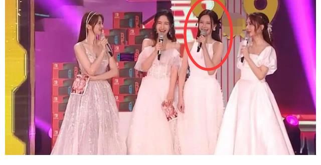 汪涵唱歌跑调主持卡词,不如何炅状态稳,李莎旻子替换了沈梦辰