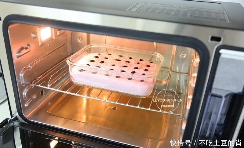 不用|不用揉面,搅搅面糊,蒸一块又松又软的发糕