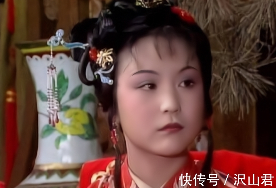 金玉良缘&史湘云为何感叹卧榻之侧岂容他人鼾睡?她看透了什么?