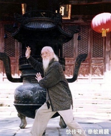三井秀夫|美国五星上将保镖扬言:中国没人敢和我交手,后被老人一掌击倒