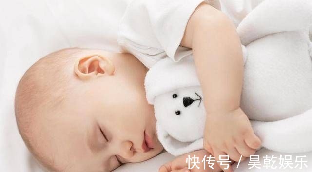 新生儿|宝宝睡觉三不要,准妈妈应该早知道,要不然等宝宝养成习惯就晚了