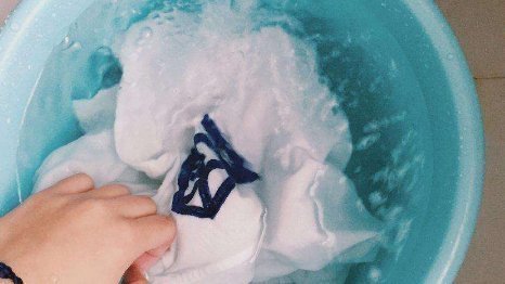 洗衣液用完了不要买，只需几毛钱成本自制洗衣液，效果比买的好