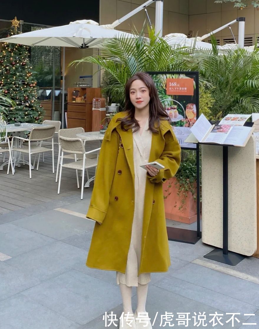 打底裤简直是冬季的“百搭神器”，让搭配变简单，保暖时尚都OK