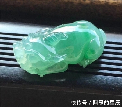 翡翠款式众多,如何挑选合适自己的呢?选购时这几种心态不能有