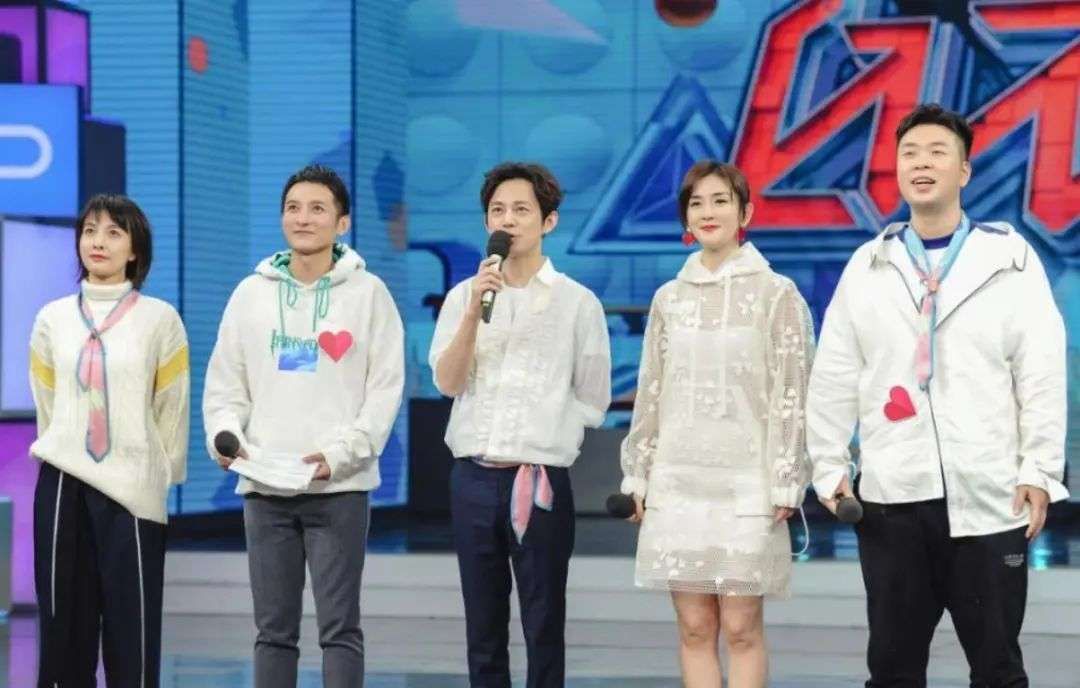 谁还在看《快乐大本营》？