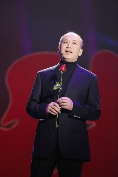 话剧团|郭达翻盘史:从养猪工人到春晚钉子户,20年不下台的背后谁在支撑