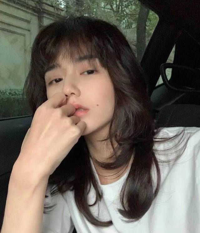 卷发棒 在家就能打造明星同款发型!新手卷发棒使用技巧,简单改变发型!