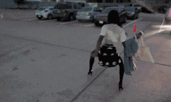 |搞笑动图:妹子,你这是相亲成功了吗?