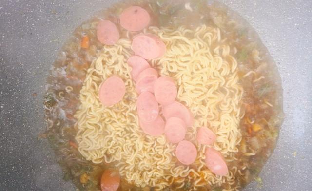 造就|原来泡面还可以这样吃,配上香浓的芝士,造就不一样的美味